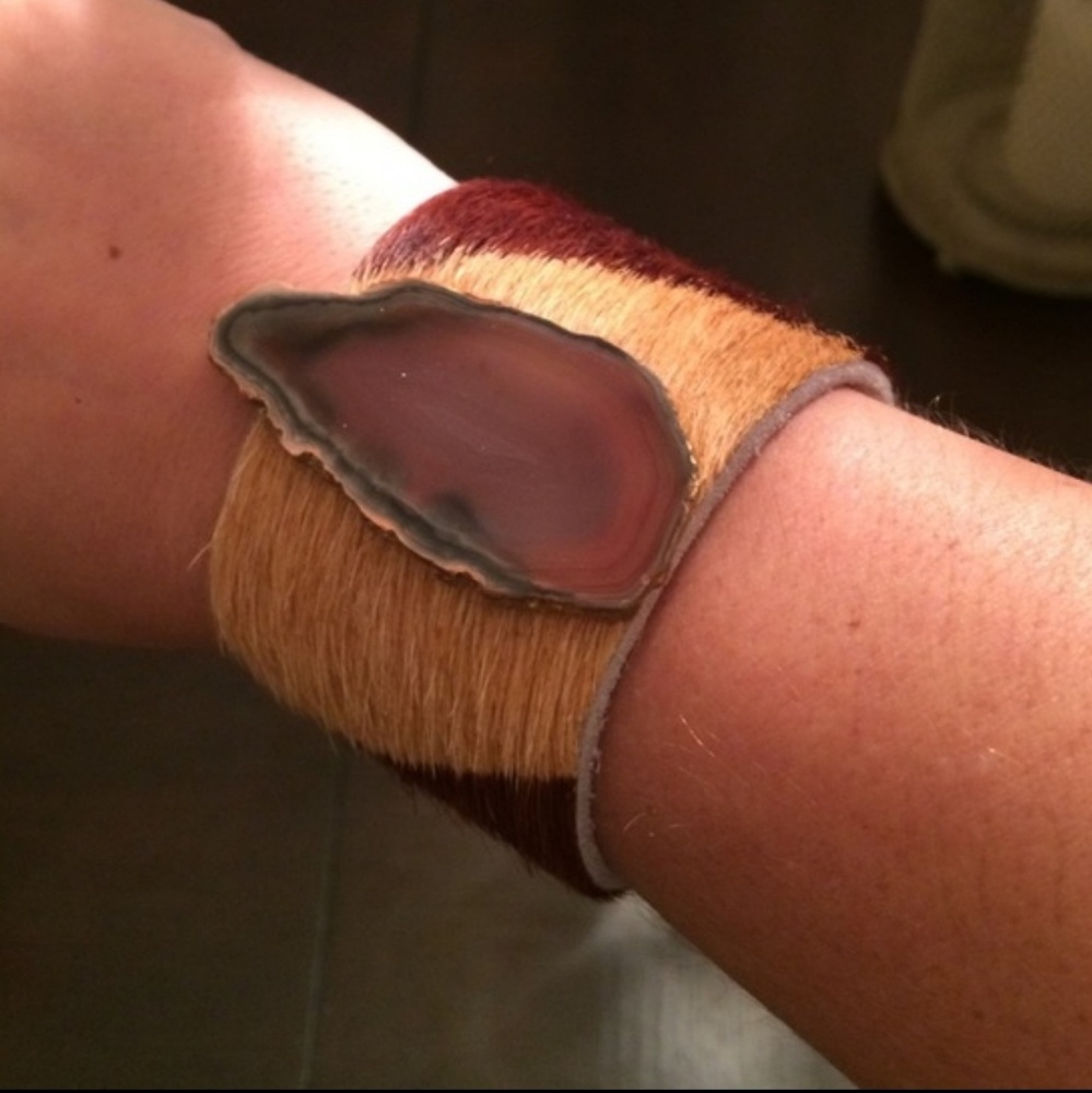 Leather n Stone Bracelet!!🌻